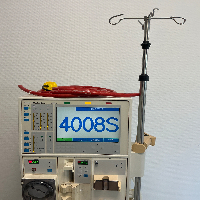 Fresenius Medical Care 4008 S Hemodialysis Machine image 2